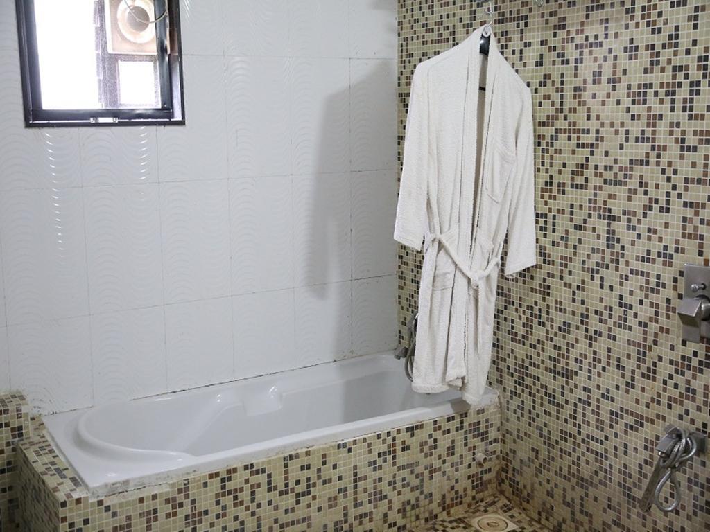 Leo Resorts Junagadh Exterior foto