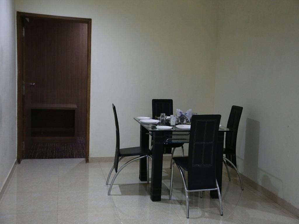 Leo Resorts Junagadh Exterior foto
